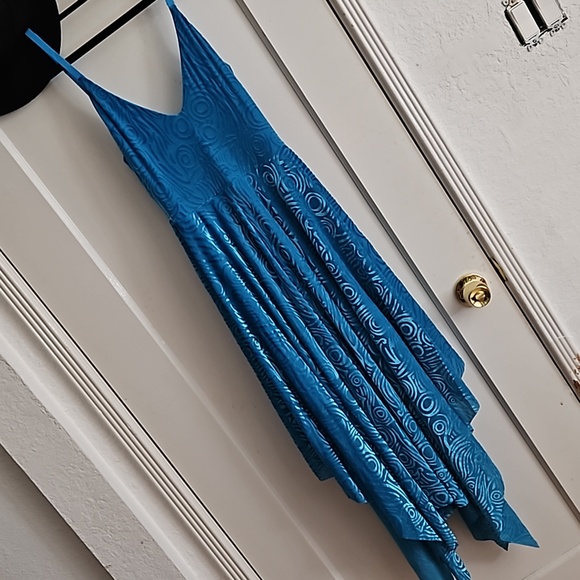 Blackmilk Legend of Zelda Sheika Slate dress - Picture 2 of 3